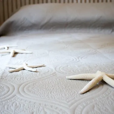 Ca' De Mar Homestay *